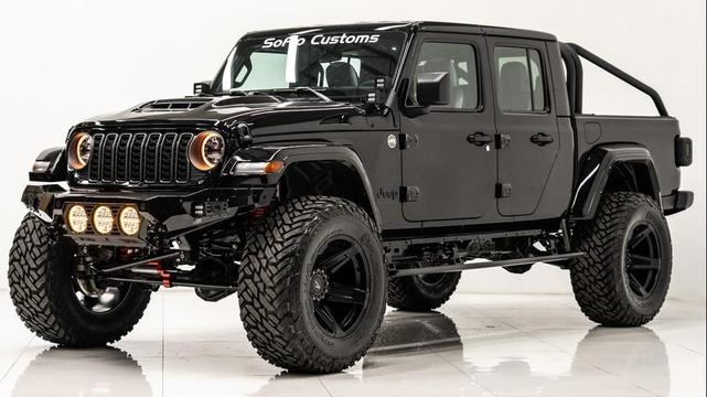 Photo of 2025 Black Clearcoat Jeep Gladiator