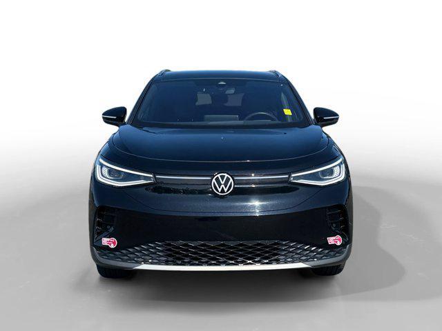 Photo of 2023 Deep Black Pearl Volkswagen ID.4