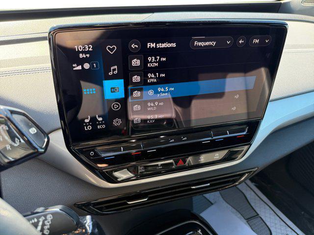 Photo of 2023 Deep Black Pearl Volkswagen ID.4