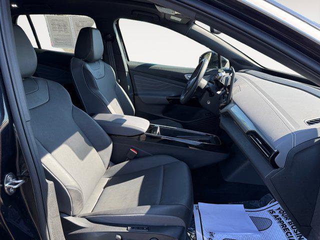 Photo of 2023 Deep Black Pearl Volkswagen ID.4
