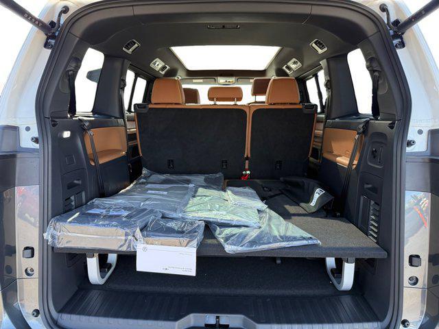 Photo of 2025 Indium Gray Volkswagen ID. Buzz
