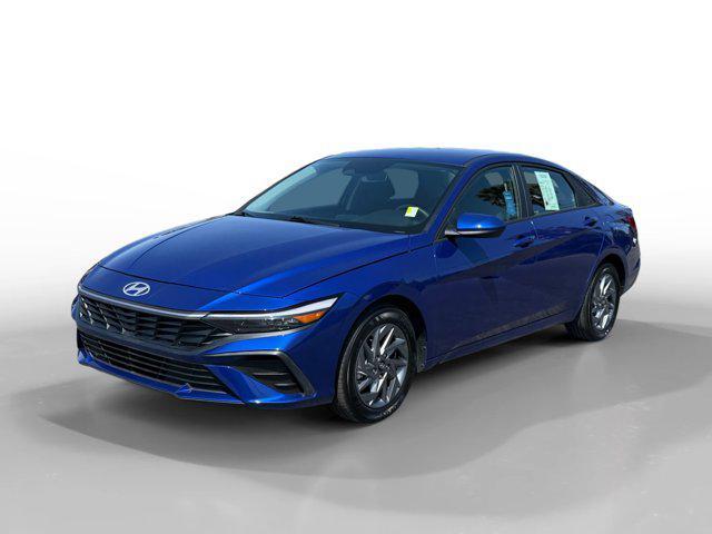 2024 Hyundai Elantra Hev