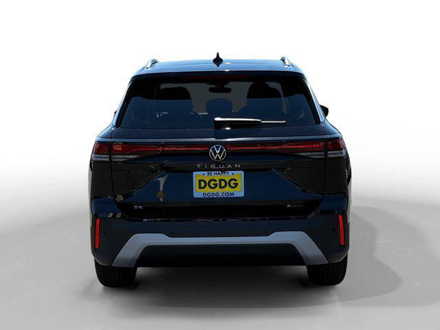 Photo of 2025 BLACK PEARL Volkswagen Tiguan