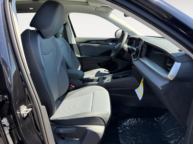 Photo of 2025 BLACK PEARL Volkswagen Tiguan