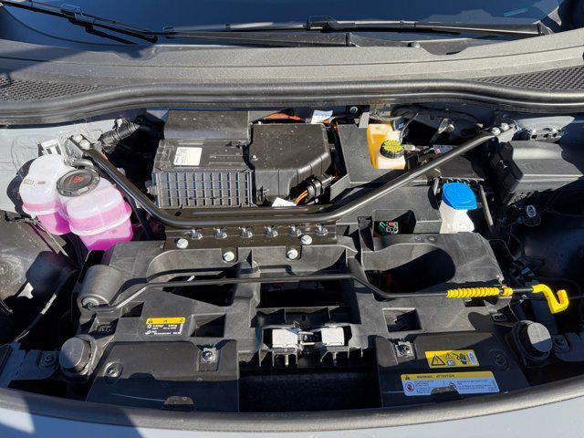 Photo of 2025 Pure Gray Volkswagen ID.4