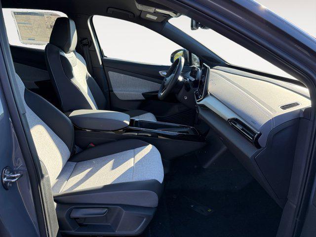 Photo of 2025 Pure Gray Volkswagen ID.4