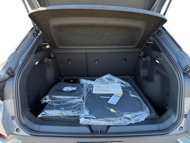 Photo of 2025 Pure Gray Volkswagen ID.4