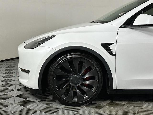 Photo of 2022 Pearl White Multi-Coat Tesla Model Y