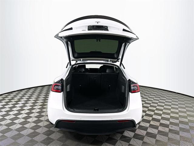 Photo of 2022 Pearl White Multi-Coat Tesla Model Y