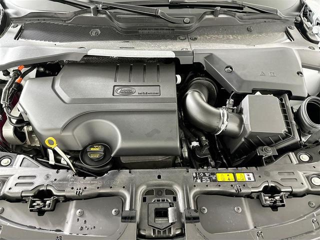 Photo of 2026 Fuji White Land Rover Range Rover Evoque