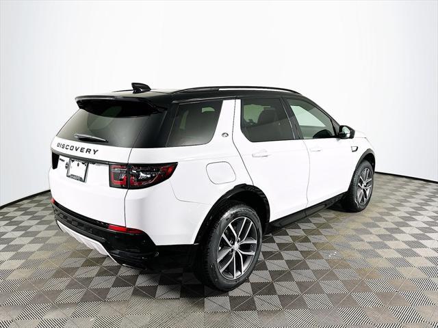 Photo of 2025 Fuji White Land Rover Discovery Sport