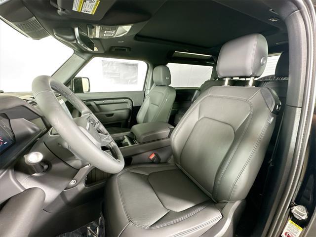 Photo of 2025 Santorini Black Metallic Land Rover Defender