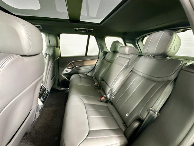 Photo of 2025 Black Land Rover Range Rover