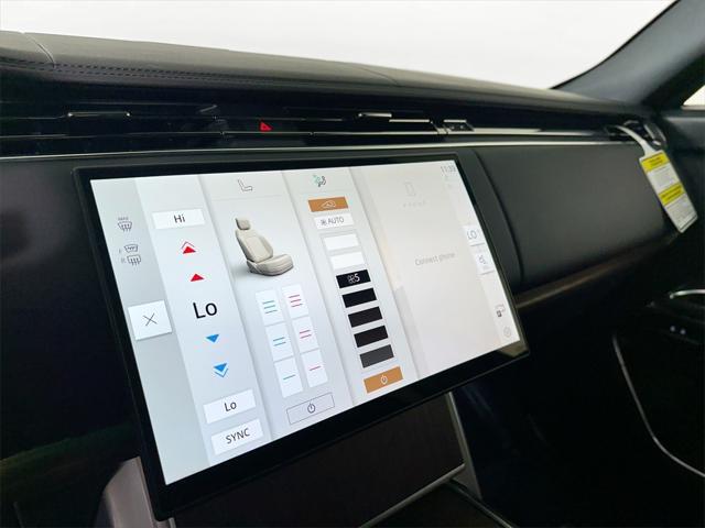 Photo of 2025 Black Land Rover Range Rover