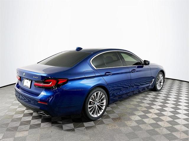 Photo of 2023 Phytonic Blue Metallic BMW 540