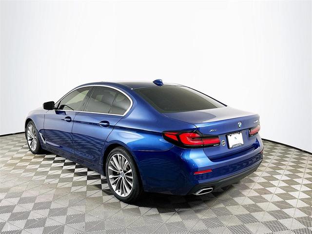 Photo of 2023 Phytonic Blue Metallic BMW 540