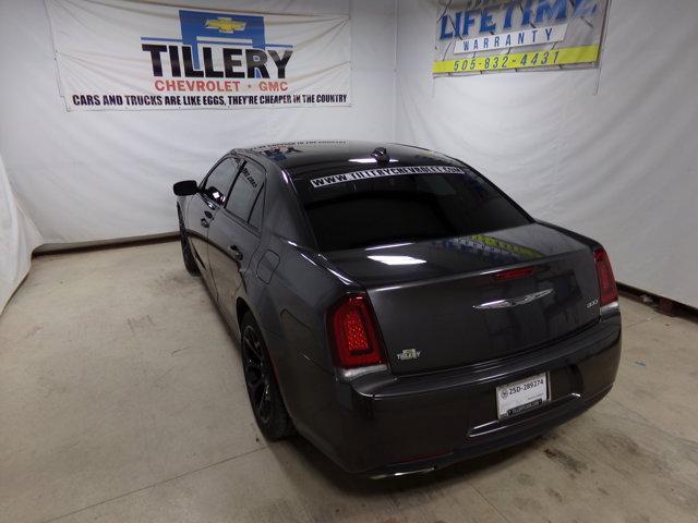Photo of 2020 Granite Crystal Clearcoat Metallic Chrysler 300