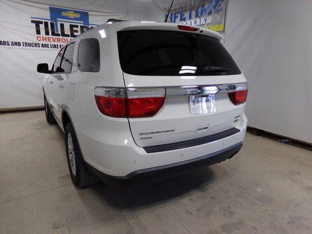 Photo of 2011 Stone White Dodge Durango