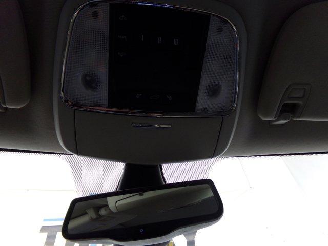 Photo of 2011 Stone White Dodge Durango