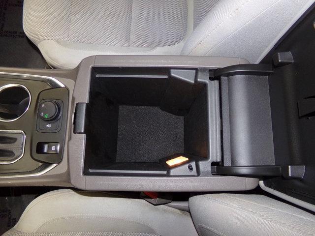 Photo of 2018 Pepperdust Metallic Chevrolet Traverse