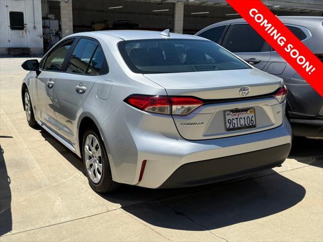 Photo of 2023 Classic Silver Toyota Corolla