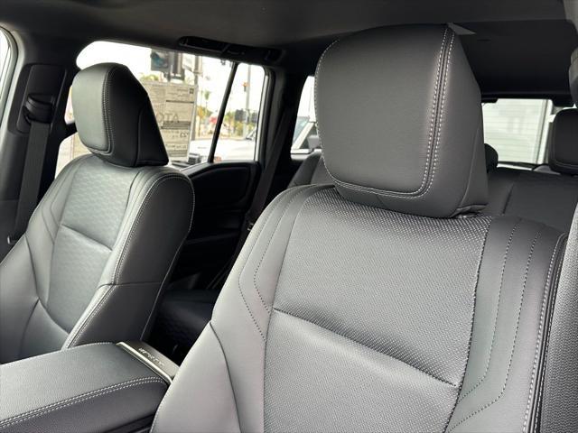 Photo of 2025 Wind Chill Prl Toyota Land Cruiser