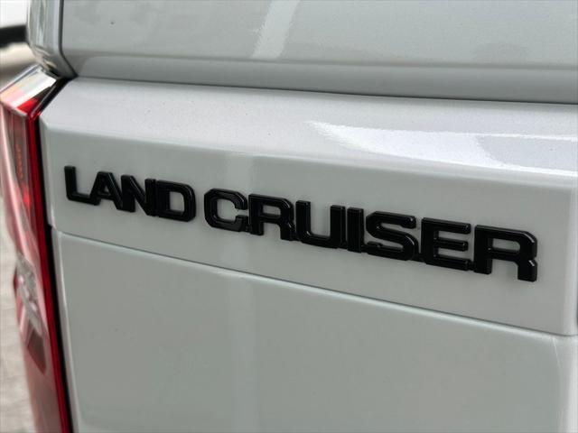 Photo of 2025 Wind Chill Prl Toyota Land Cruiser