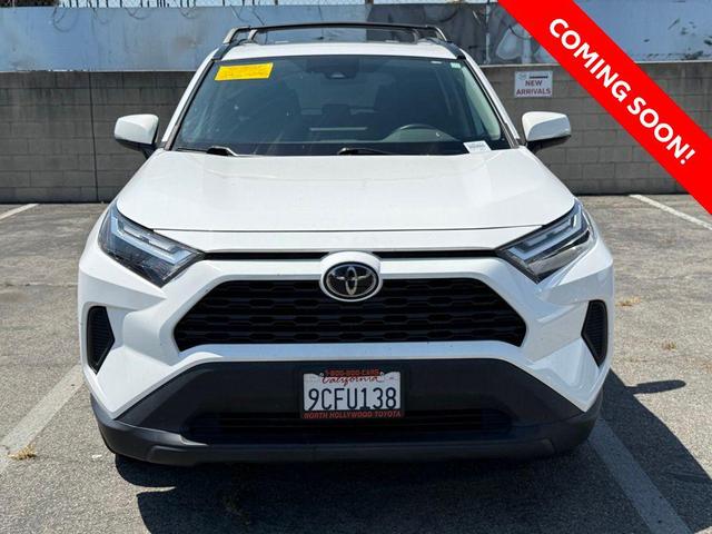 Photo of 2022 White Toyota RAV4