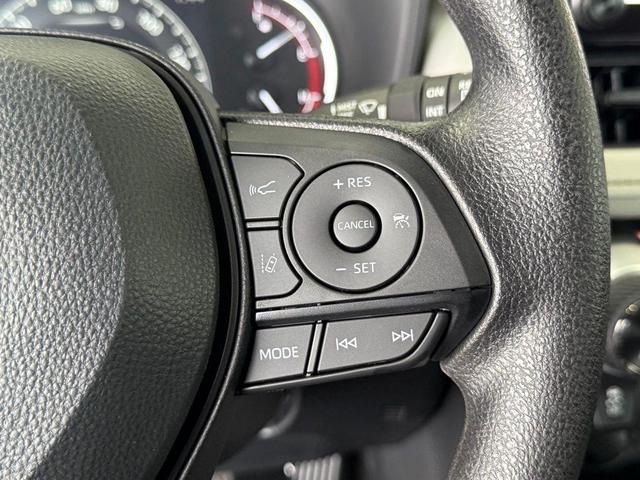 Photo of 2025 Ice Cap Toyota RAV4