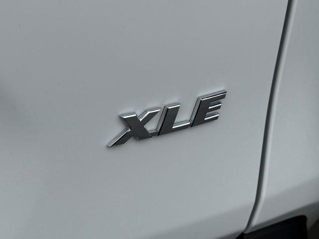 Photo of 2025 Ice Cap Toyota RAV4