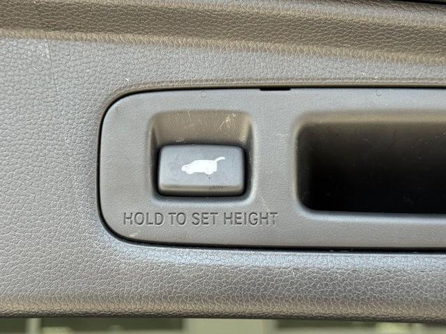 Photo of 2023 Gray Honda CR-V