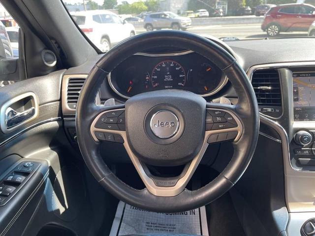 Photo of 2015 Gray Jeep Grand Cherokee