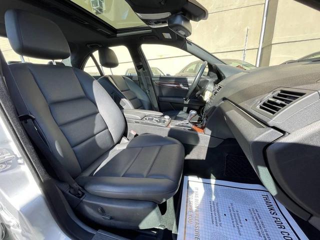 Photo of 2009 Silver Mercedes-Benz C-Class