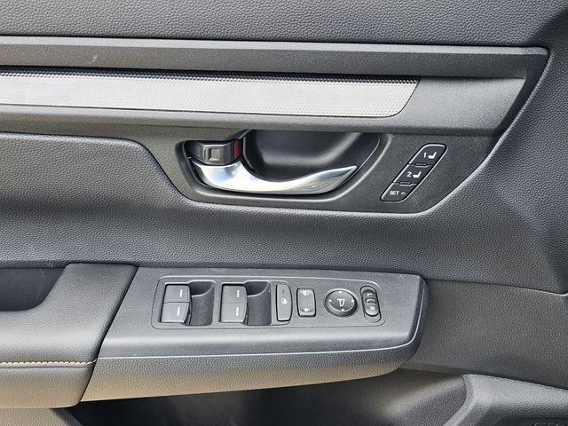 Photo of 2025 Black Honda CR-V Hybrid