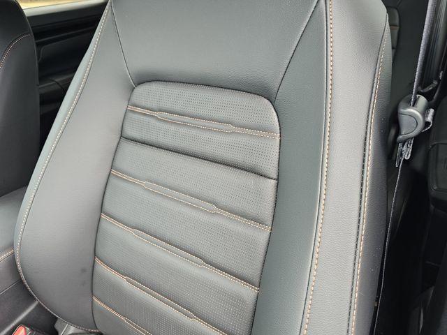 Photo of 2025 Black Honda CR-V Hybrid