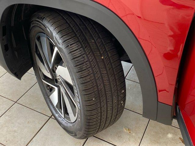 Photo of 2024 Aurora Red Metallic Volkswagen Atlas