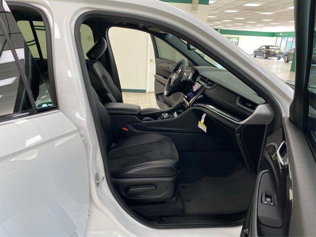 Photo of 2023 Bright White Clearcoat Jeep Grand Cherokee