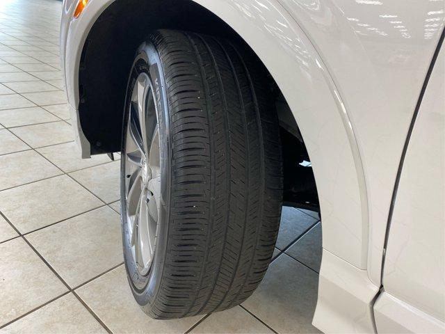 Photo of 2022 White Frost Tri-Coat Buick Encore GX