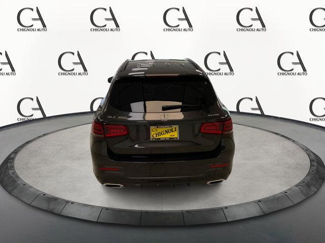Photo of 2021 Graphite Gray Metallic Mercedes-Benz GLC 300