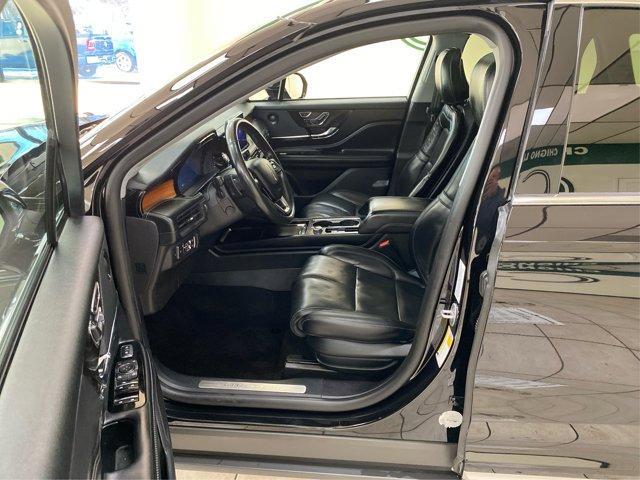Photo of 2022 Infinite Black Metallic Lincoln Corsair