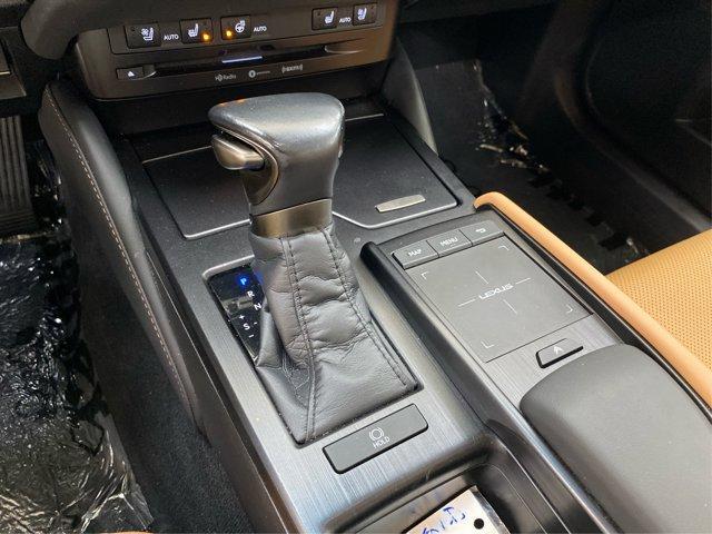 Photo of 2022 Eminent White Pearl Lexus ES 250