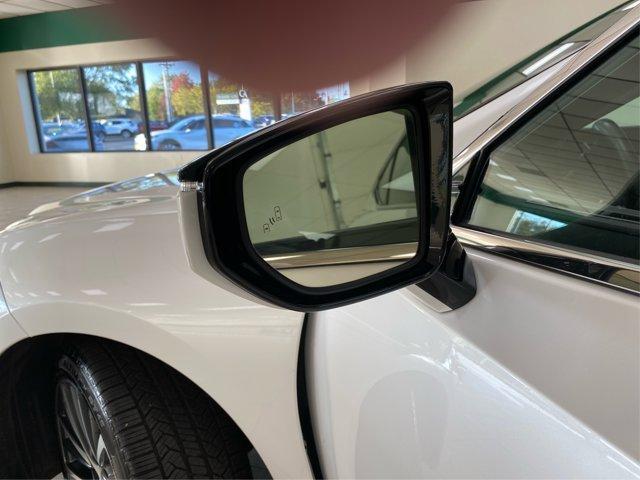 Photo of 2022 Eminent White Pearl Lexus ES 250