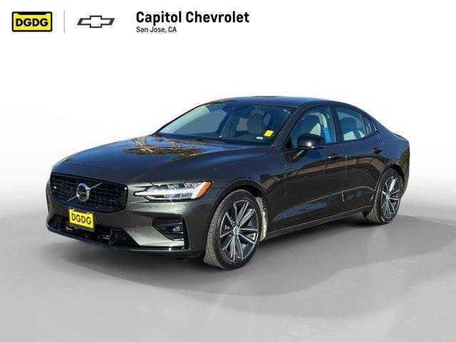 2022 Volvo S60