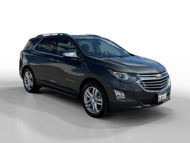 Photo of 2018 Nightfall Gray Metallic Chevrolet Equinox