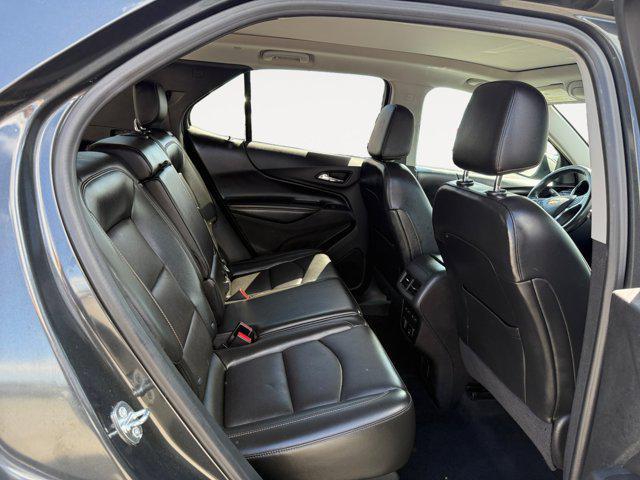 Photo of 2018 Nightfall Gray Metallic Chevrolet Equinox