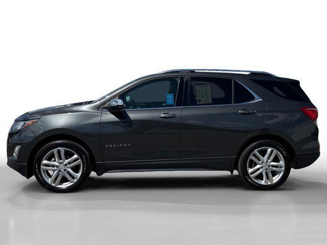 Photo of 2018 Nightfall Gray Metallic Chevrolet Equinox