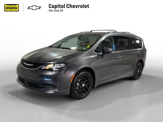 2021 Chrysler Voyager