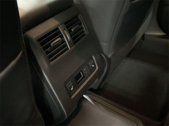 Photo of 2025 Black Mitsubishi Outlander PHEV