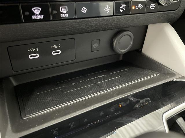 Photo of 2025 Black Mitsubishi Outlander