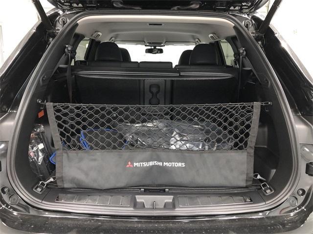 Photo of 2024 Black Diamond Mitsubishi Outlander PHEV